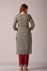 back view of women’s cotton Jaipuri printed kurti