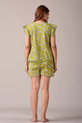 back view of women’s cotton printed night suit