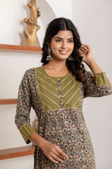 close-up of traditional Jaipuri block print on cotton kurti