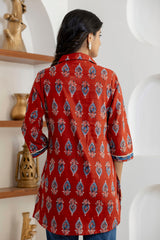 back view of women’s cotton printed top