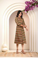 side view of Green cotton block print kurti for women