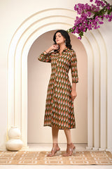 side view of Green cotton block print kurti for women