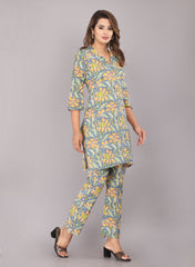 side view of cotton block print co-ord set for women