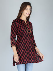 side view of cotton block print top for women