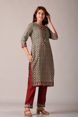 side view of Green cotton block print kurti for women
