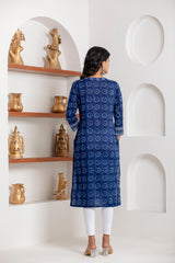 back view of women’s cotton Jaipuri printed kurti