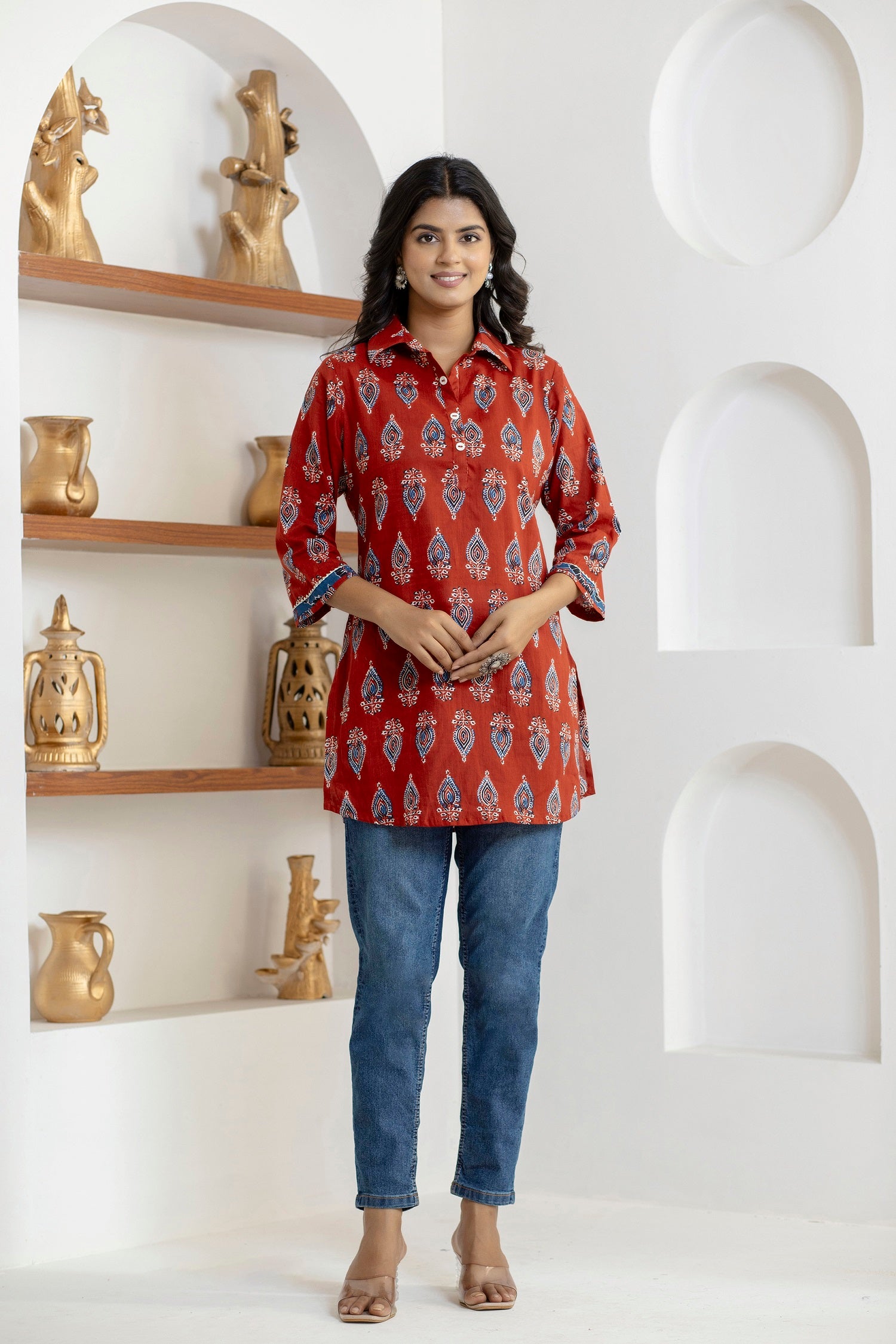 soft breathable cotton fabric texture in women’s top