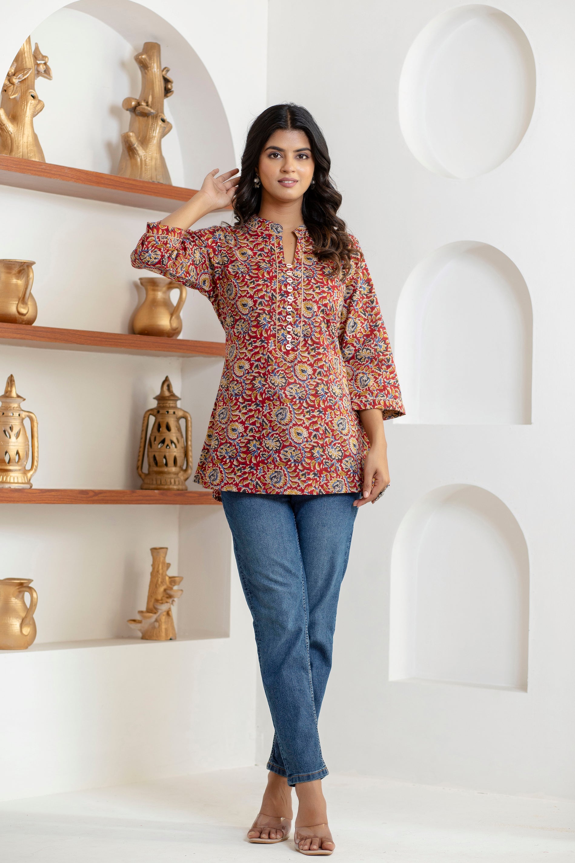 soft breathable cotton fabric texture in women’s top