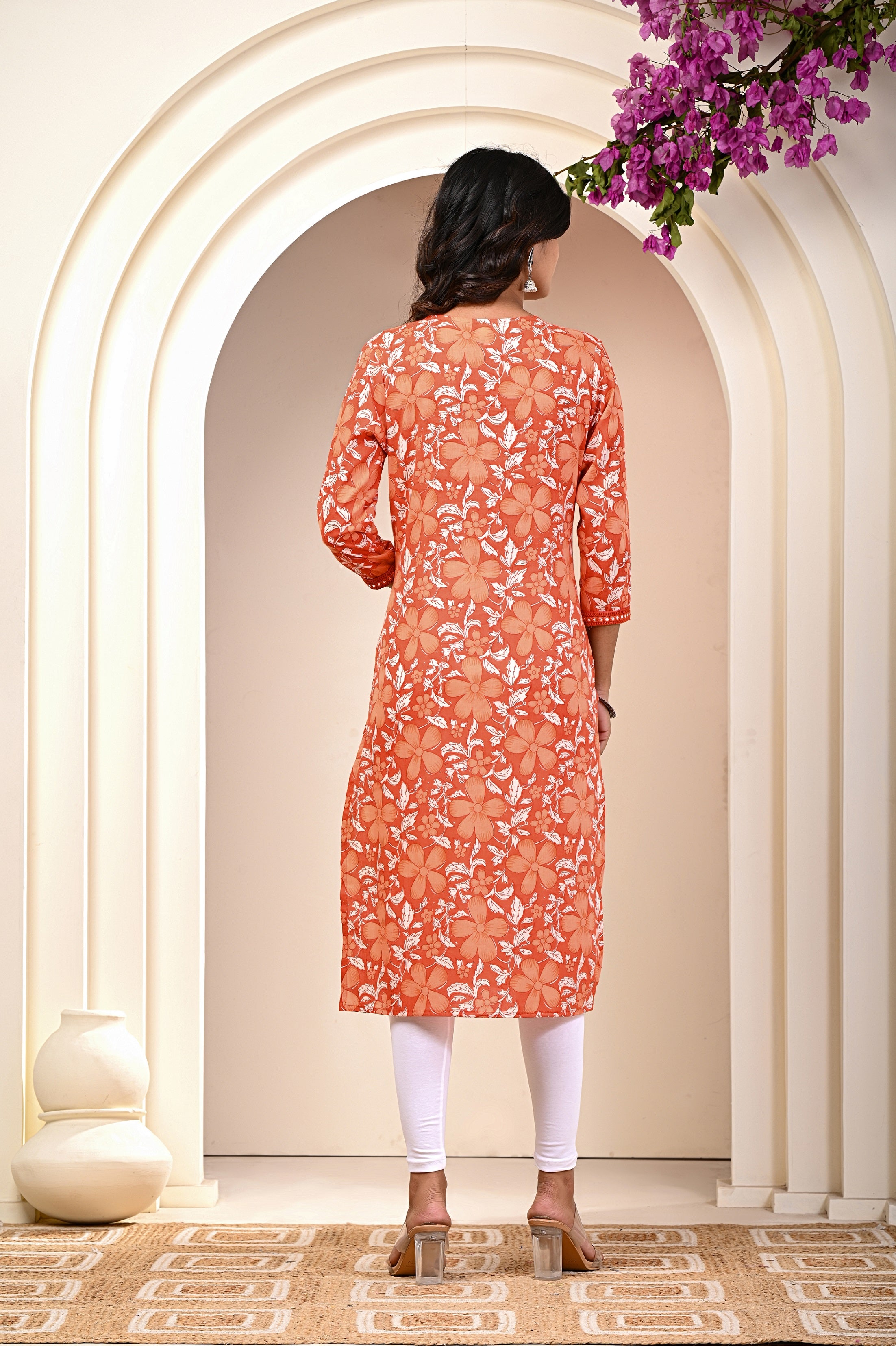 back view of women’s cotton Jaipuri printed kurti
