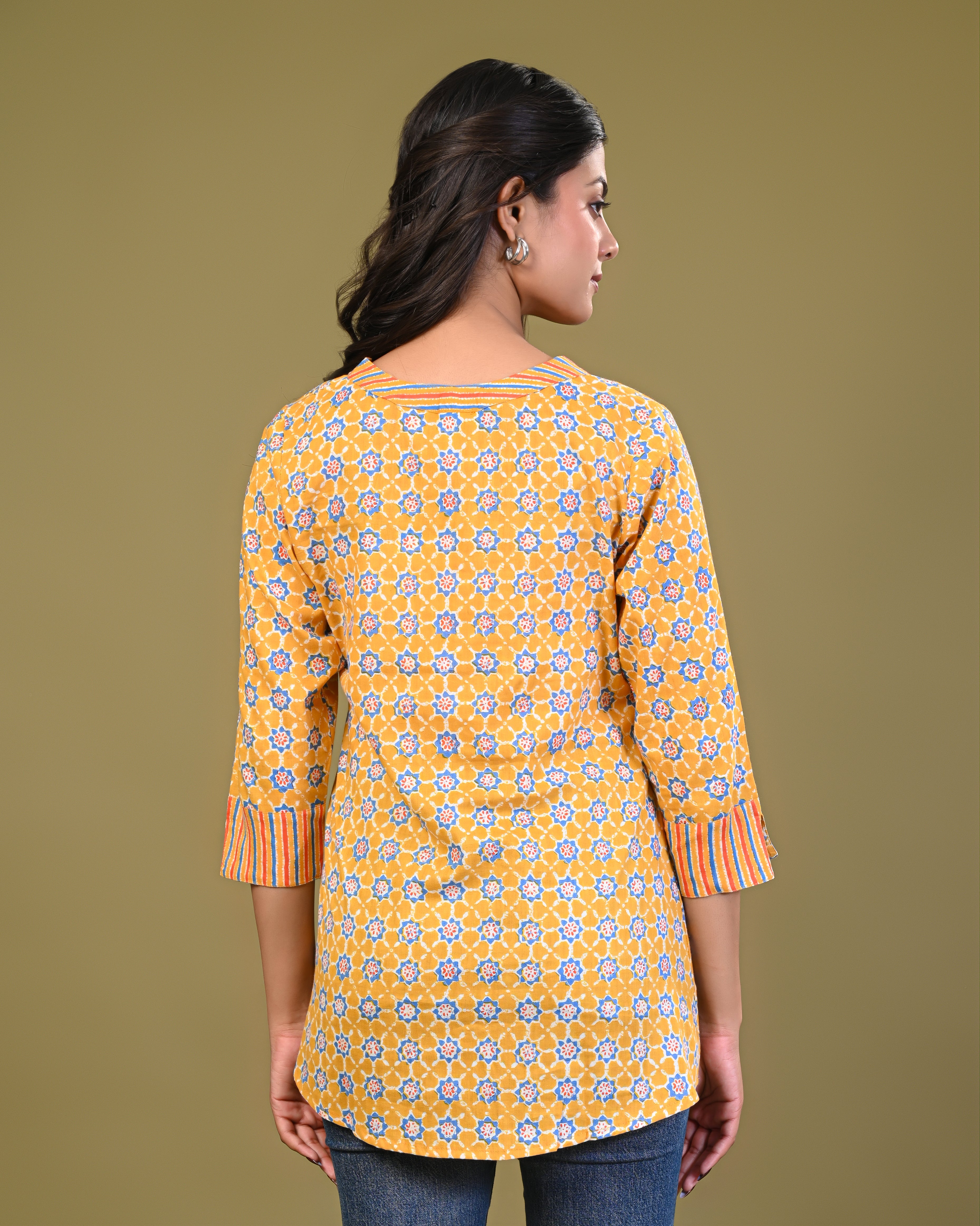 back view of women’s cotton printed top