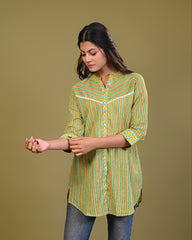 soft breathable cotton fabric texture in women’s top