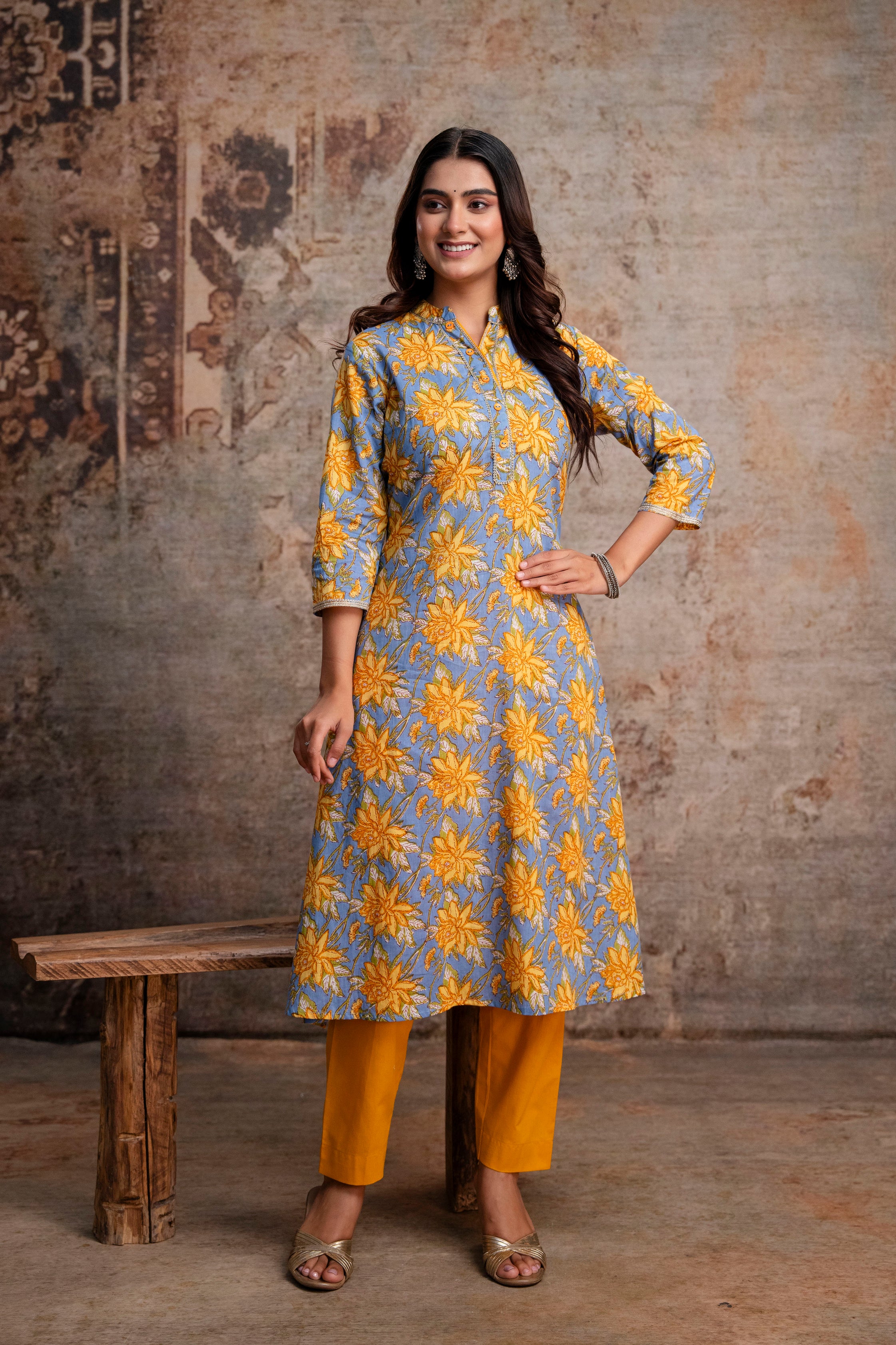 Greyish Blue Floral Printed Pure Cotton Straight Kurta with Trousers & Printed Dupatta