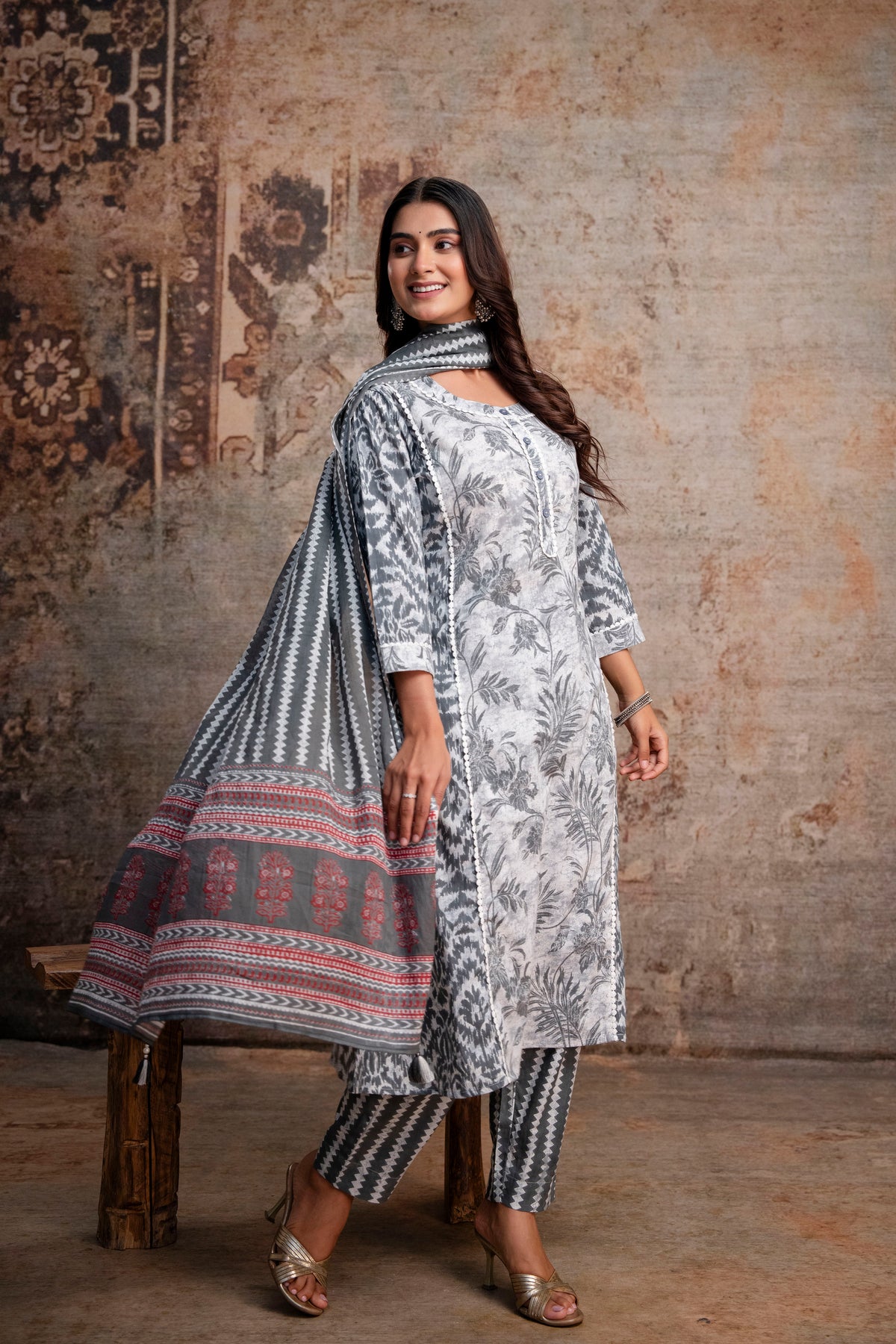 Grey & White Leaf Print Pure Cotton Kurta with Chevron Trousers & Dupatta