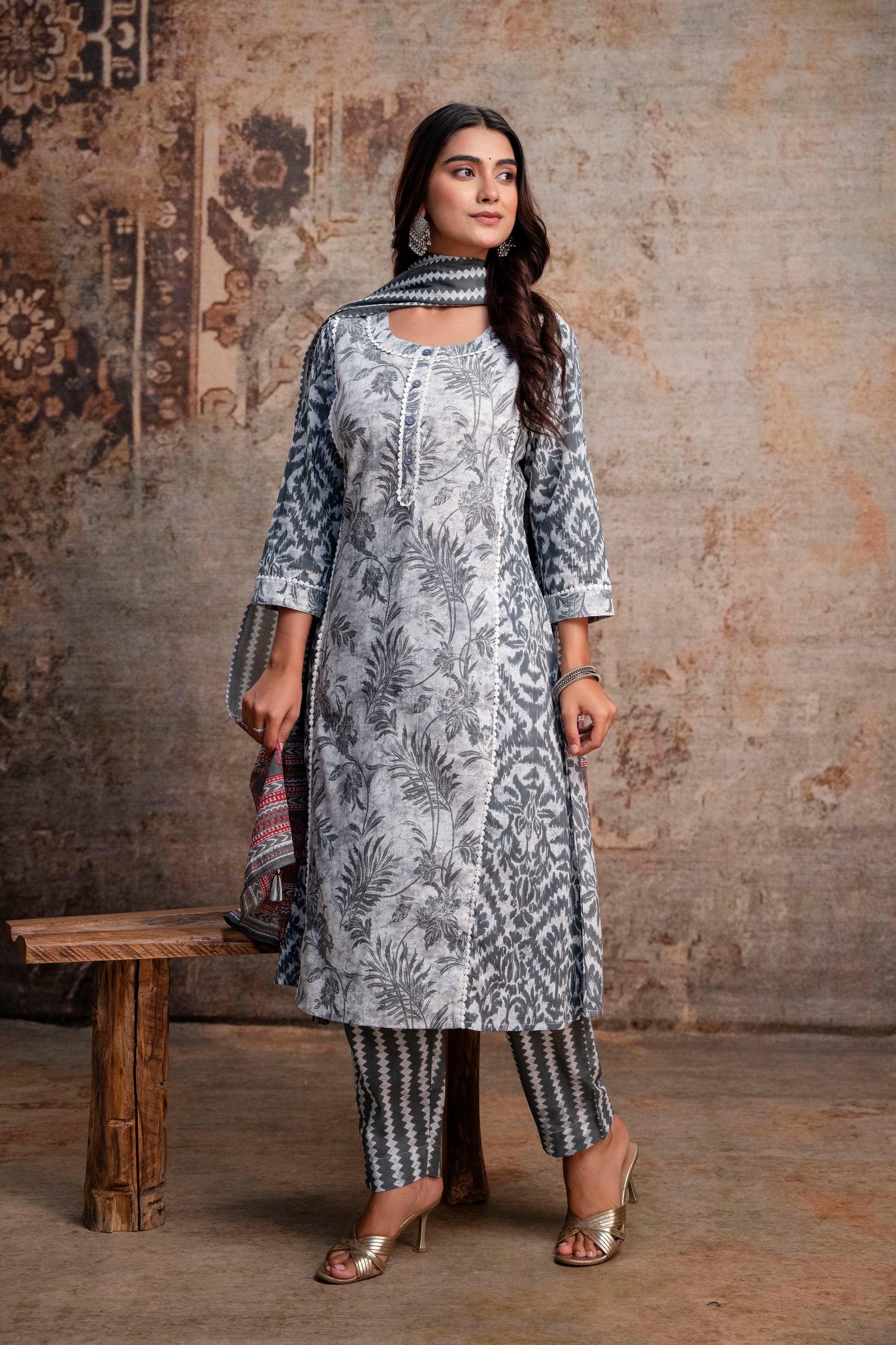 Grey & White Leaf Print Pure Cotton Kurta with Chevron Trousers & Dupatta