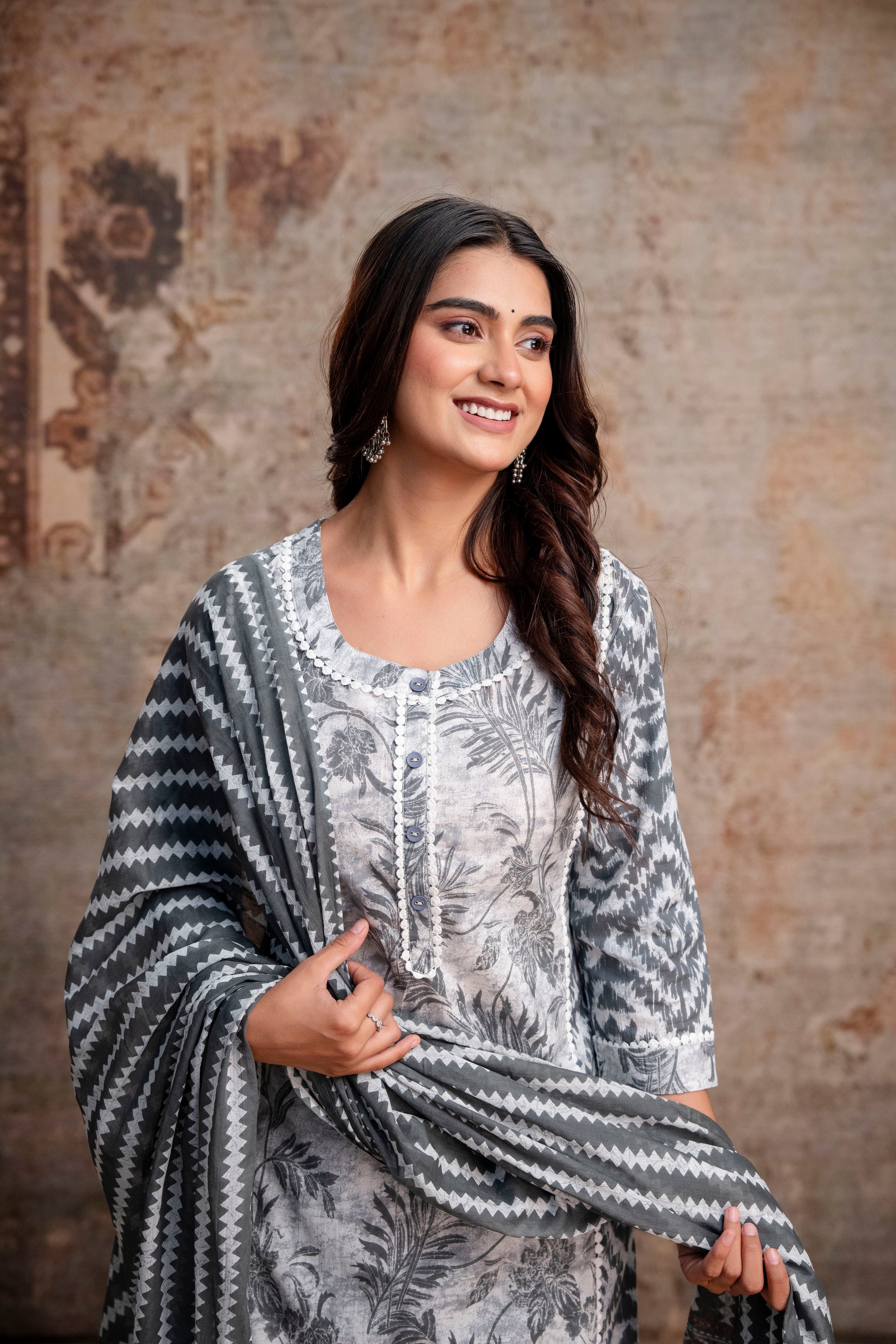Grey & White Leaf Print Pure Cotton Kurta with Chevron Trousers & Dupatta
