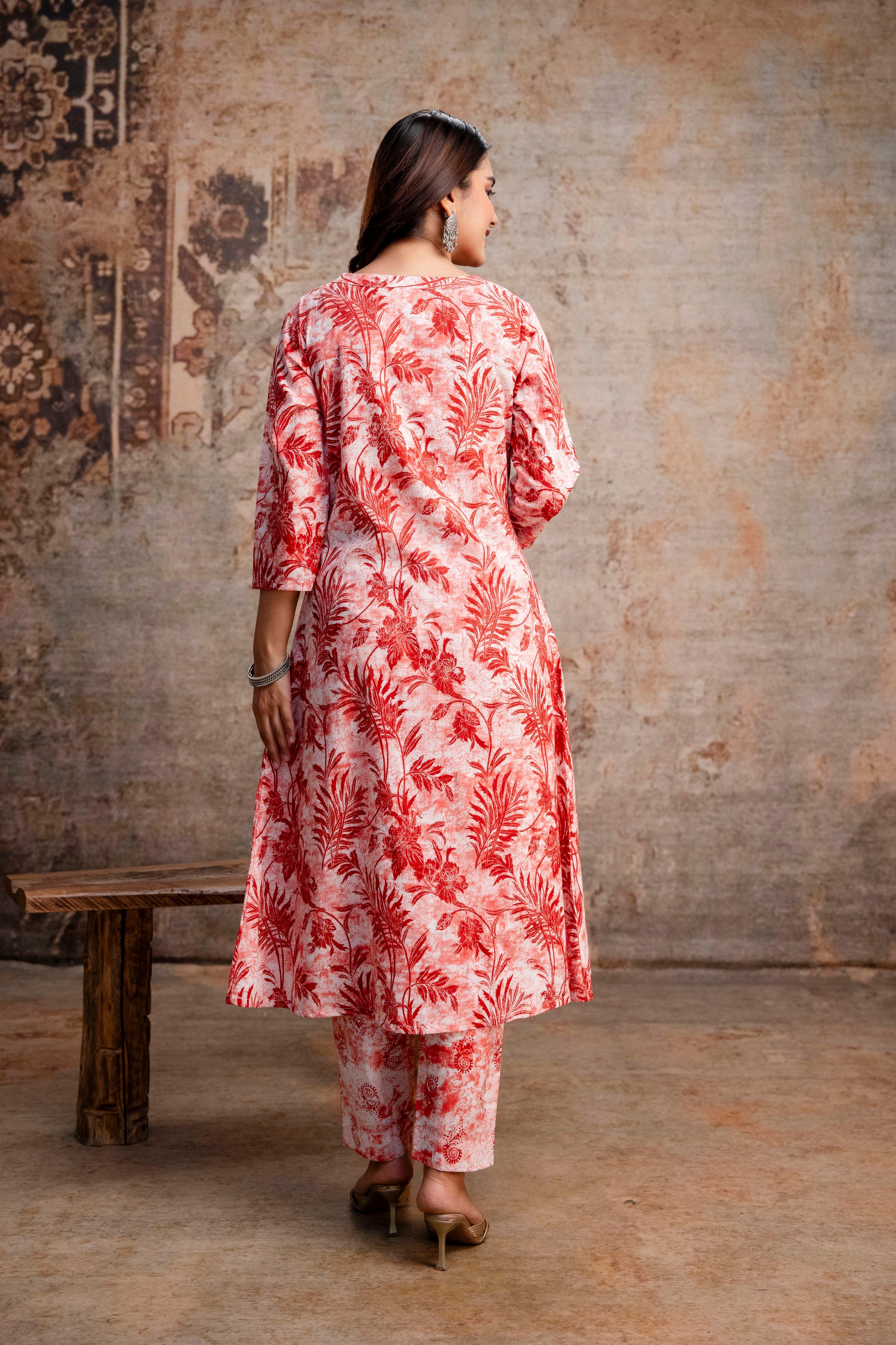 Red & White Warli Folk Print Pure Cotton Kurta with Trousers & Dupatta