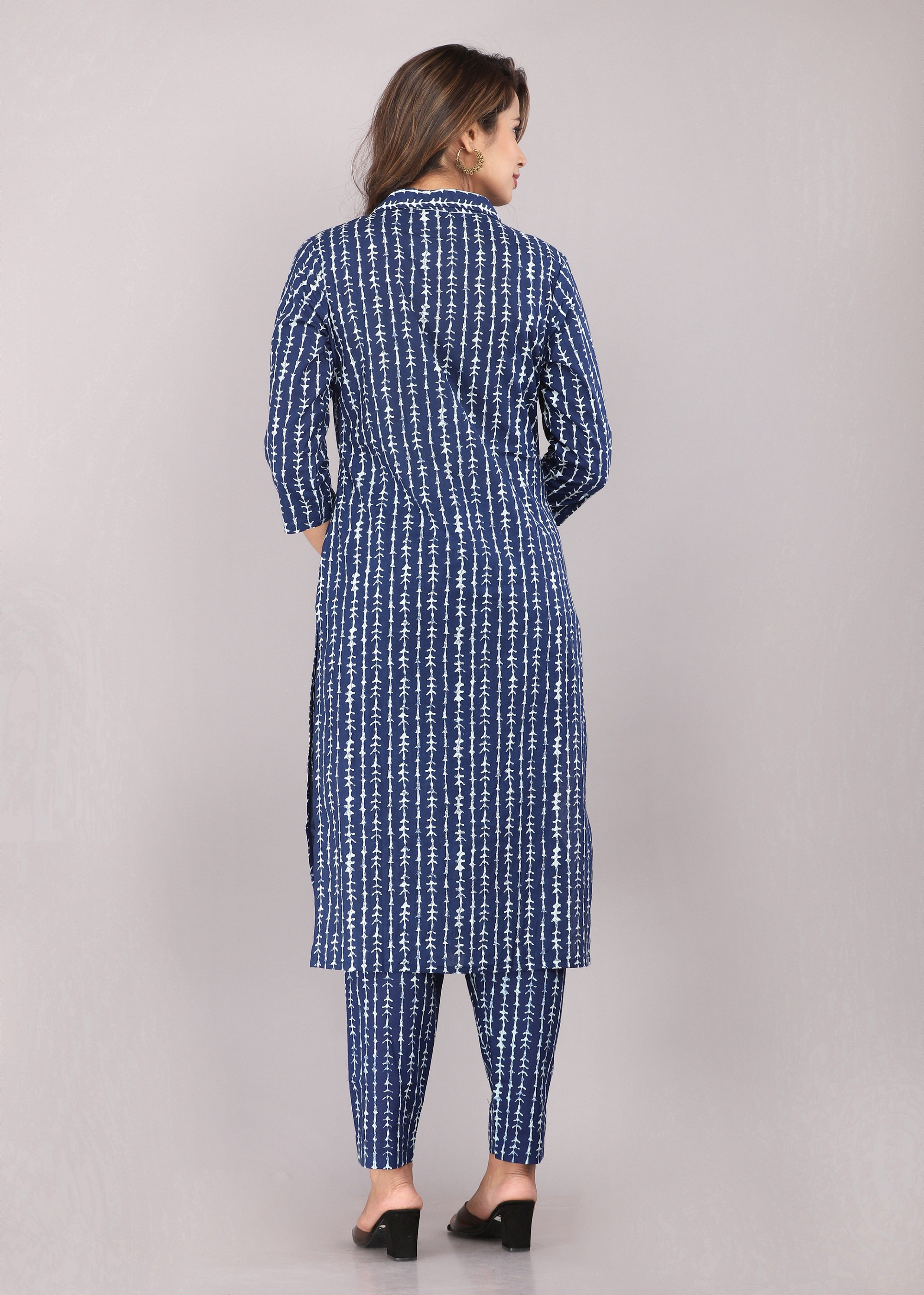 back view of women’s cotton Jaipuri co-ord set
