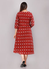 back view of women’s cotton Jaipuri printed kurti